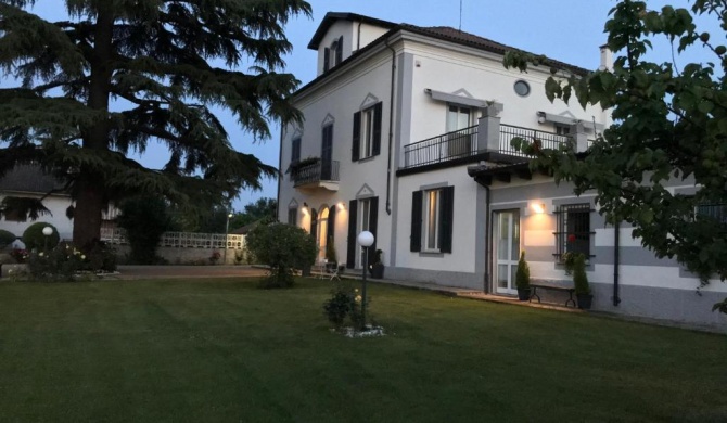 VILLA PRESTIGIO Bed and Breakfast