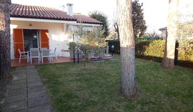 N169 - Numana, nuova villa quadrilocale con giardino