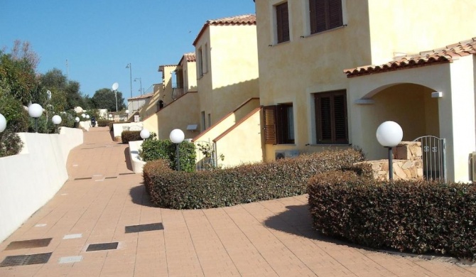 Last minute Costa Smeralda house with swimming pool 2 km from the sea