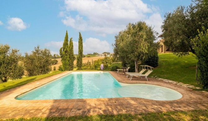 Amazing villa in Osimo with private garden