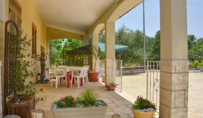 3 bedrooms villa with sea view jacuzzi and enclosed garden at Ostuni 5 km away from the beach