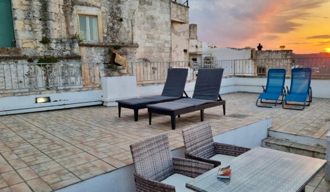 Belvedere with huge terrace - Ostuni center