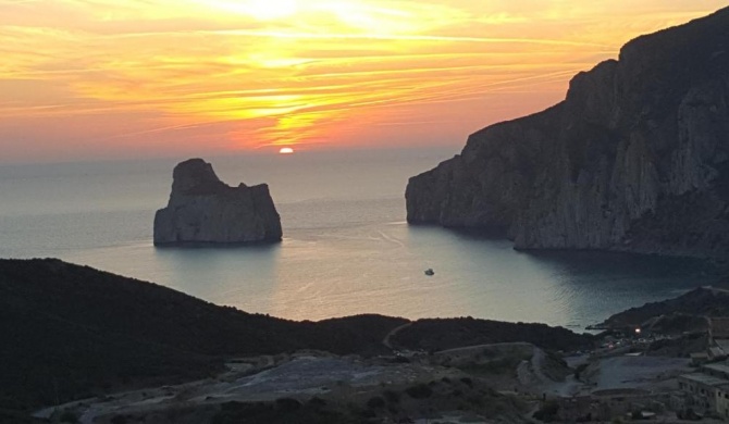 Tanca Piras - Emozioni a strapiombo sul Mare!!!