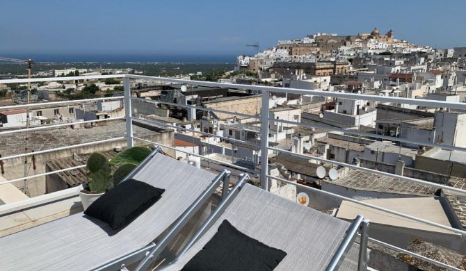 Casa Sunset. Amazing Ostuni Views. 2 Terraces.