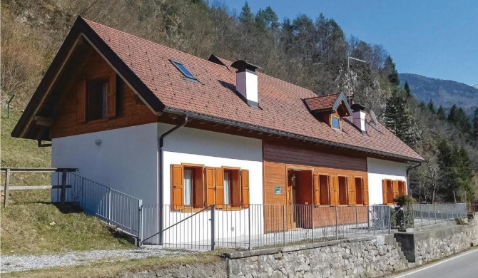Nice home in Ovaro UD with 3 Bedrooms and WiFi
