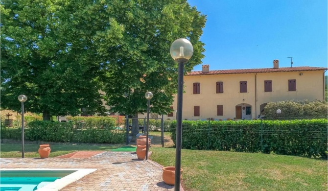 Amazing home in Nocera Umbra with Outdoor swimming pool, 4 Bedrooms and WiFi